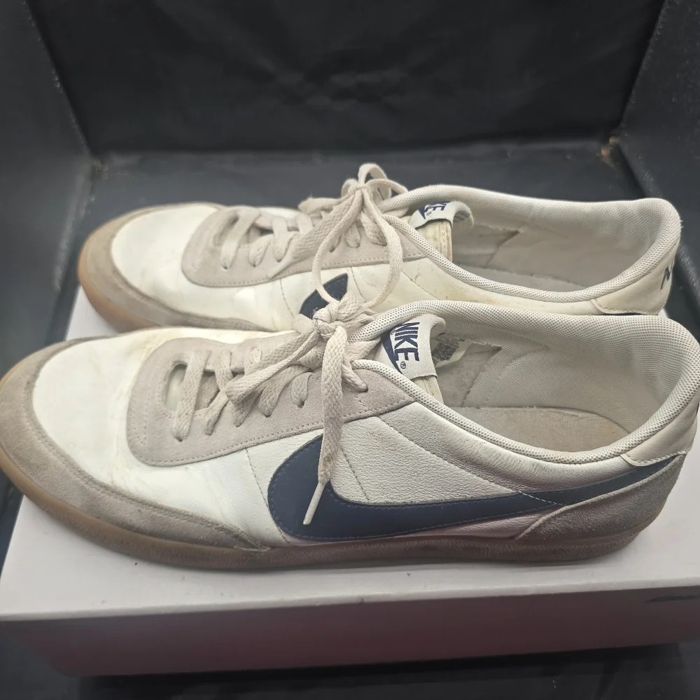 Nike Men's‎ White and Gray Sneakers